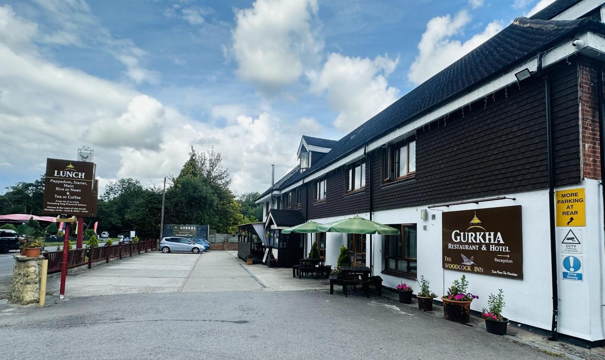 Woodcock Inn Felbridge Bagian luar foto
